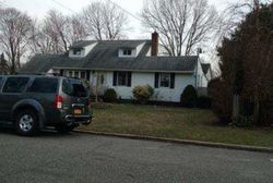 Foreclosure Listing in ELMORE ST CENTRAL ISLIP, NY 11722