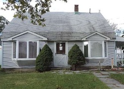 Foreclosure Listing in VALLEY RD LEVITTOWN, NY 11756