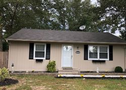 Foreclosure Listing in WINDLASS DR MANAHAWKIN, NJ 08050