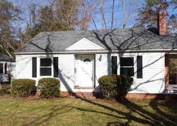 Foreclosure Listing in CHEROKEE RD FLORENCE, SC 29501