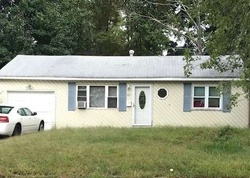 Foreclosure Listing in ASH ST CENTRAL ISLIP, NY 11722