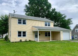 Foreclosure Listing in HARGROVE LN WILLINGBORO, NJ 08046