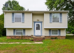 Foreclosure Listing in AUTUMNLEAF CT RICHMOND, VA 23234