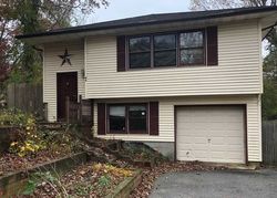 Foreclosure Listing in ROSEWOOD RD ROCKY POINT, NY 11778