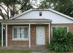 Foreclosure Listing in LANGLEY AVE DOLTON, IL 60419