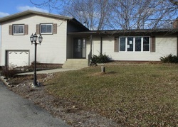 Foreclosure Listing in FOREST HOME AVE MUKWONAGO, WI 53149