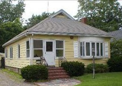 Foreclosure Listing in FALCON AVE PATCHOGUE, NY 11772