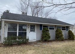 Foreclosure Listing in LAWNCREST DR SOUTHINGTON, CT 06489