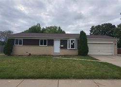 Foreclosure Listing in KELLY RD ROSEVILLE, MI 48066