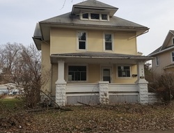 Foreclosure Listing in S WILDWOOD AVE KANKAKEE, IL 60901