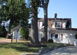 Foreclosure Listing in DAUNTLESS PKWY ELMONT, NY 11003