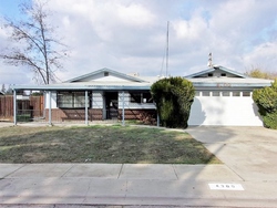 Foreclosure Listing in W ASHLAND AVE VISALIA, CA 93277