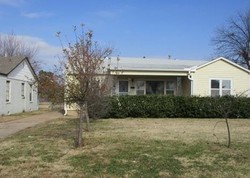 Foreclosure Listing in NW COLUMBIA AVE LAWTON, OK 73507