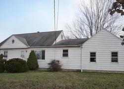 Foreclosure Listing in LAKEWOOD RD RAVENNA, OH 44266