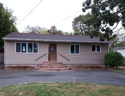  Cedar St, Amityville NY