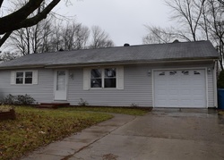 Foreclosure Listing in RUTH ANN DR CENTRALIA, IL 62801