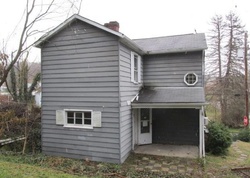 Foreclosure Listing in SELLERS AVE JEANNETTE, PA 15644