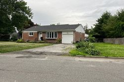  W 22nd St, Huntington Station NY