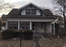 Foreclosure Listing in GLENMORE AVE ELKHART, IN 46517