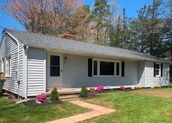 Foreclosure Listing in THORPE AVE WALLINGFORD, CT 06492