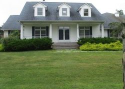 Foreclosure Listing in TUTHILL POINT RD EAST MORICHES, NY 11940