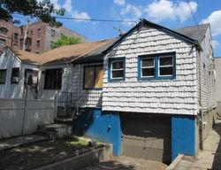 Foreclosure Listing in LACOMBE AVE BRONX, NY 10473