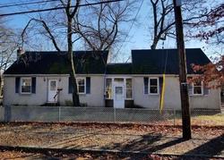 Foreclosure Listing in WILSON AVE SPOTSWOOD, NJ 08884