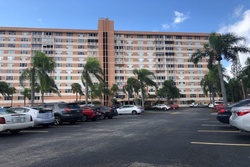 Foreclosure Listing in WASHINGTON ST APT 814 HOLLYWOOD, FL 33021