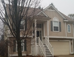 Foreclosure Listing in LAKE MEADOW DR WATERFORD, MI 48327