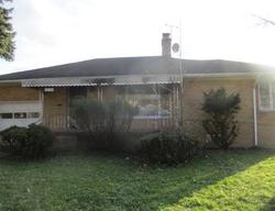 Foreclosure Listing in HARLAN DR MAPLE HEIGHTS, OH 44137