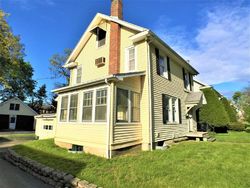 Foreclosure Listing in LINDBERGH PL POUGHKEEPSIE, NY 12603