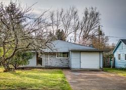 Foreclosure in  SW EDGEWOOD ST Portland, OR 97225