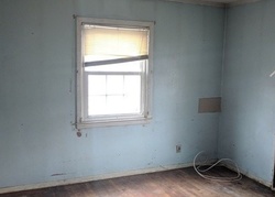 Foreclosure Listing in MIDWOOD ST UNIONDALE, NY 11553