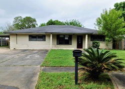 Foreclosure Listing in CANDLEWOOD DR BAY CITY, TX 77414