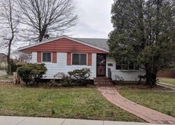 Foreclosure Listing in HICKSVILLE RD WESTBURY, NY 11590