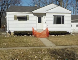  Mulberry Ln, Flint MI