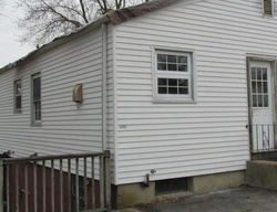 Foreclosure Listing in LORRAINE AVE COVENTRY, RI 02816