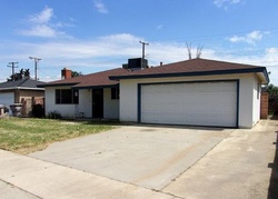 Foreclosure Listing in S WHITNEY ST TULARE, CA 93274