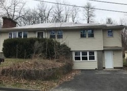 Foreclosure Listing in DOMINION RD WORCESTER, MA 01605