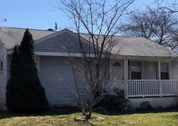 Foreclosure - Aircraft Rd - West Haven, CT