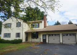 Foreclosure Listing in RAINBOW RD WINDSOR, CT 06095