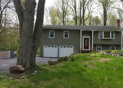 Foreclosure Listing in DART HILL RD MILFORD, CT 06461