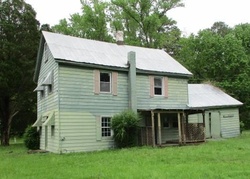 Foreclosure Listing in NEW POINT COMFORT HWY PORT HAYWOOD, VA 23138
