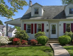  Locust Ln, Harrisburg PA