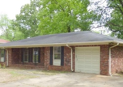 Foreclosure Listing in BEACON DR FAIRFIELD, AL 35064