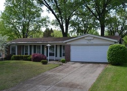  Brookstone Dr, Florissant MO