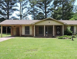 Foreclosure Listing in LOMBARD AVE SYLACAUGA, AL 35151