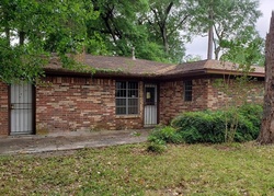 Wild Oak Dr, Houston TX