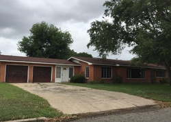 Foreclosure Listing in ENCINO AVE ALICE, TX 78332