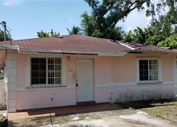  Ne 164th Ter, Miami FL